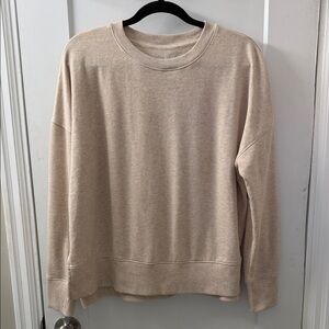 Time and Tru Women’s Textured Beige Top